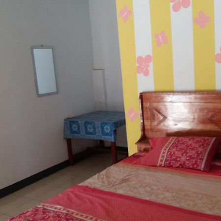 Ekas Beach Guesthouse Mitra Reddoorz Ruang foto