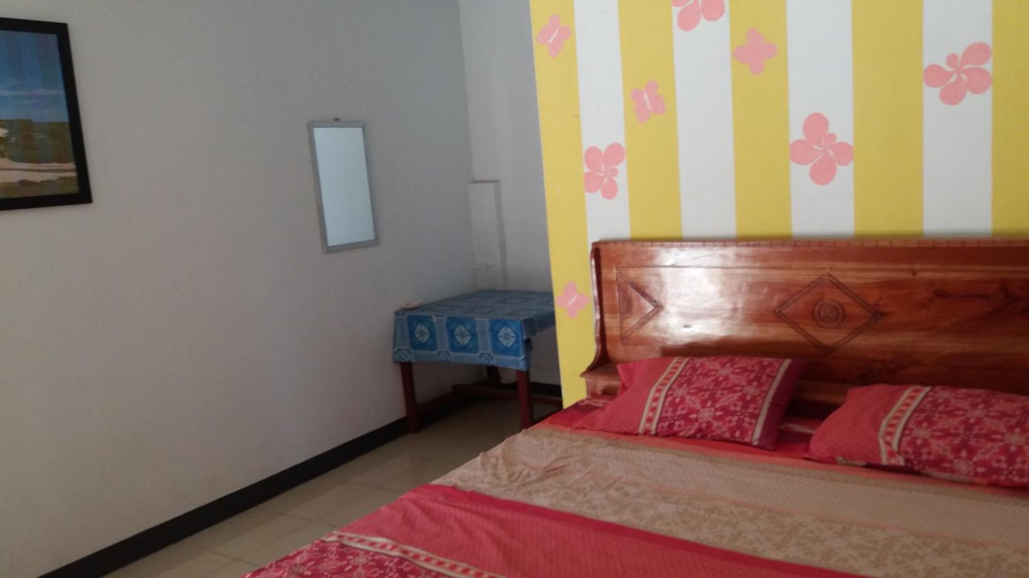 Ekas Beach Guesthouse Mitra Reddoorz Ruang foto